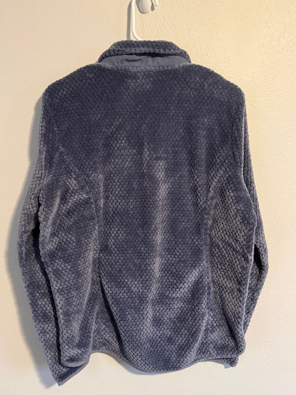 Eddie Bauer Slate Breathable Hiking Quarter Button - Picture 5 of 5